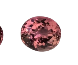 3 TURMALINAS ROSA  TAM. VARIADOS 12 x 9.5 x 7 MM PESO: 12.49 CTS